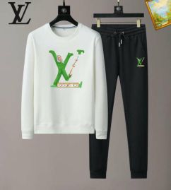 Picture of LV SweatSuits _SKULVM-3XL25tn8229230